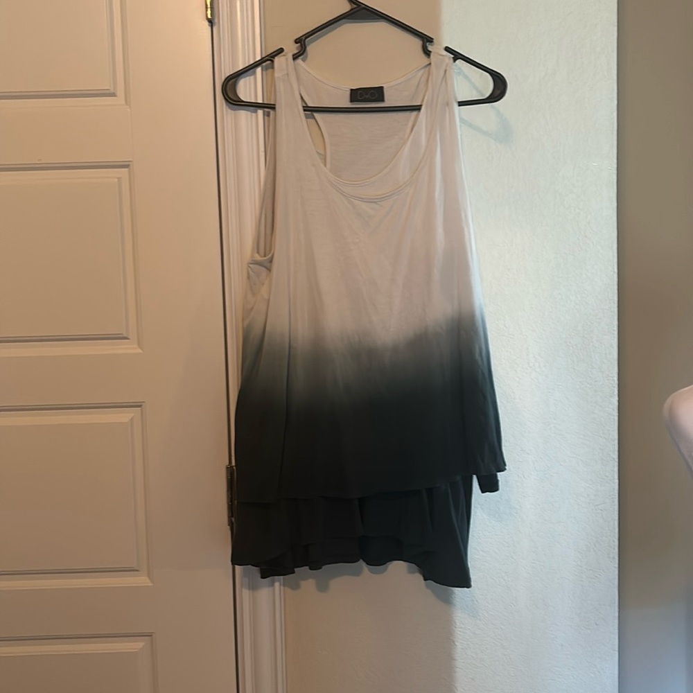XL tank top